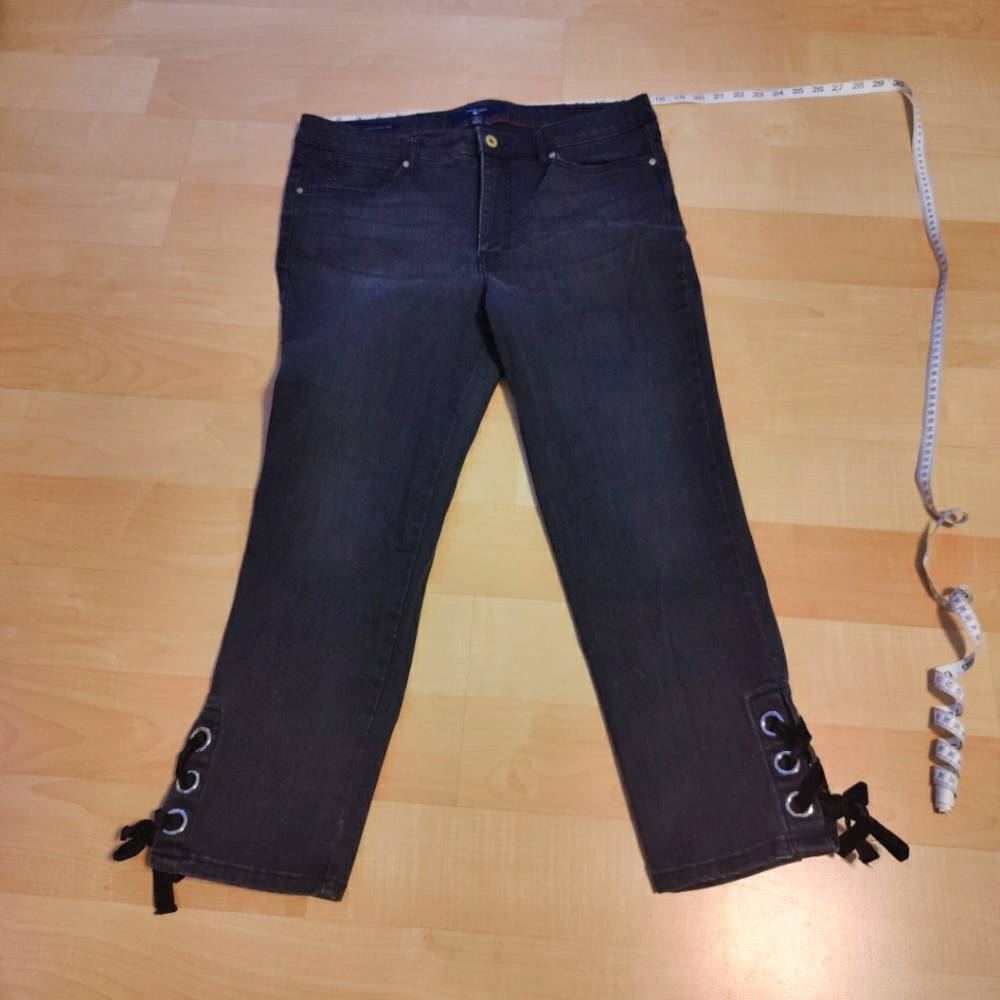 Hilfiger Jeans black size 14 - Picture 1 of 10